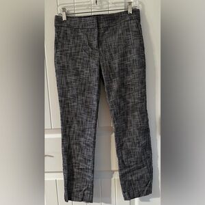 BNWOT Ann Taylor Devin fit pants. Beautiful design, can wear all seasons.
